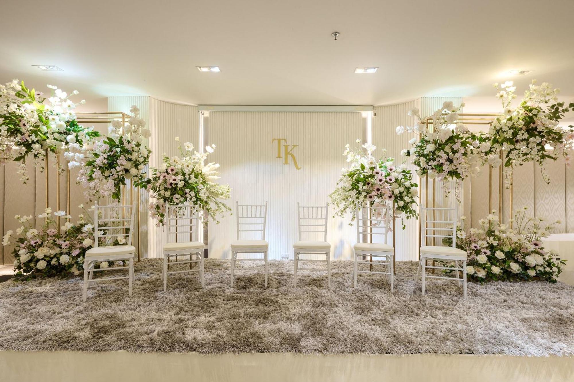 Tk Palace Hotel & Convention Bangkok Buitenkant foto